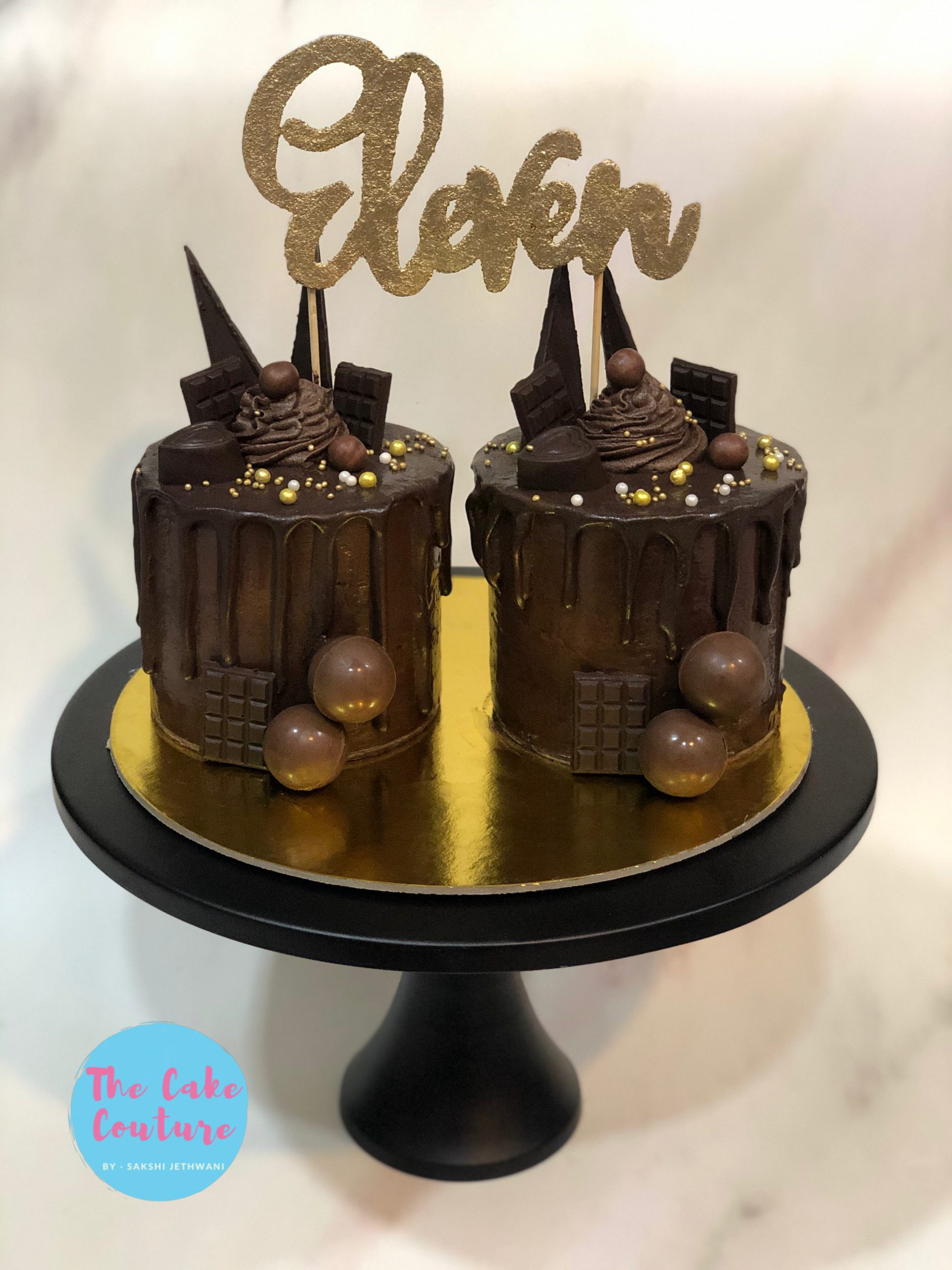 Send 2kg Chocolate Cake Online Same Day Delivery - OyeGifts.com