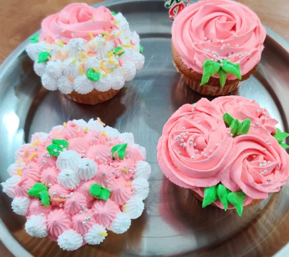 Strawberry Cupcakes (pack of 4) Designs, Images, Price Near Me