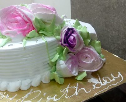 Strawberry And Chocolate Cake Designs, Images, Price Near Me