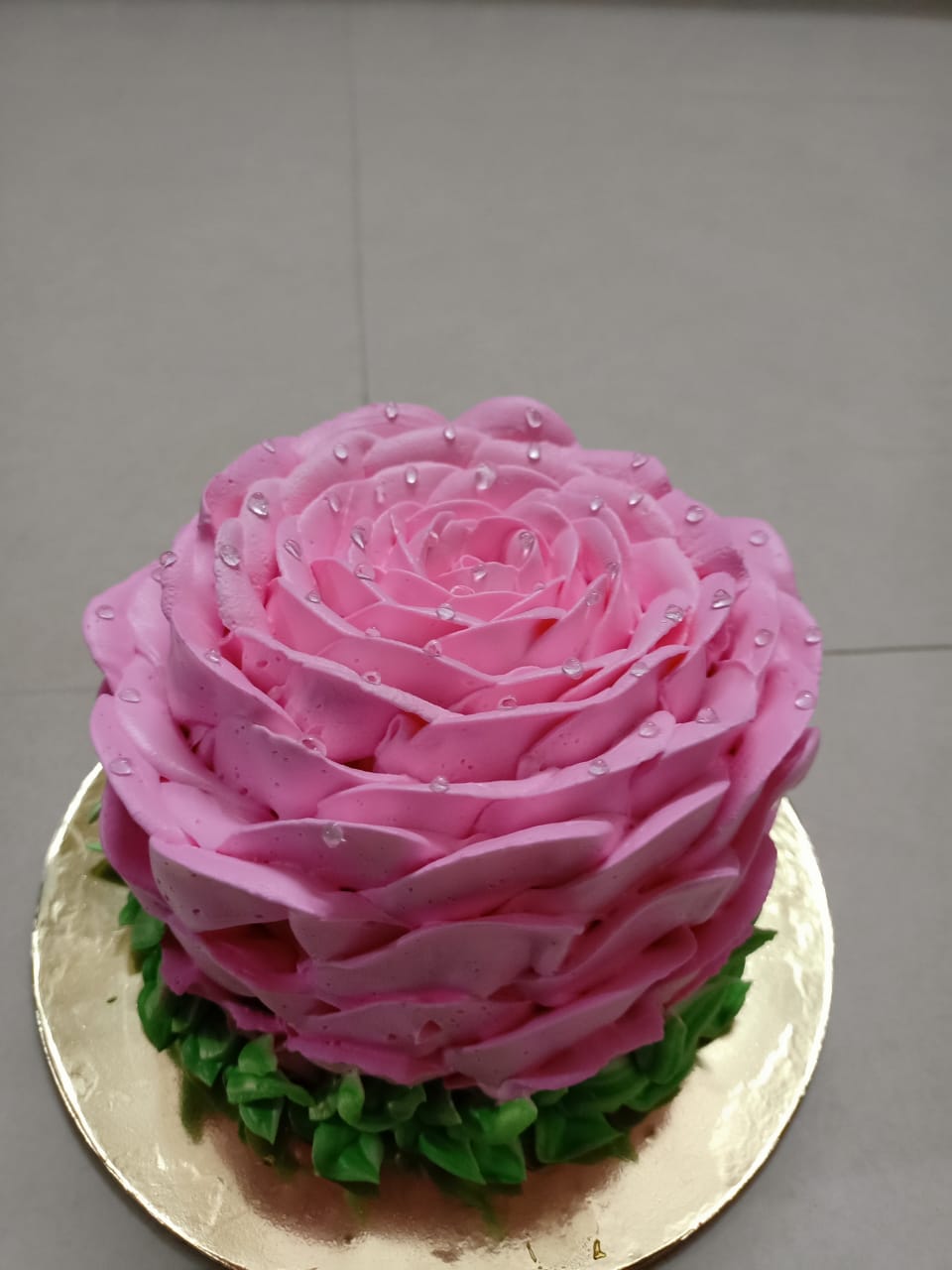 Aggregate 69+ rose theme cake best