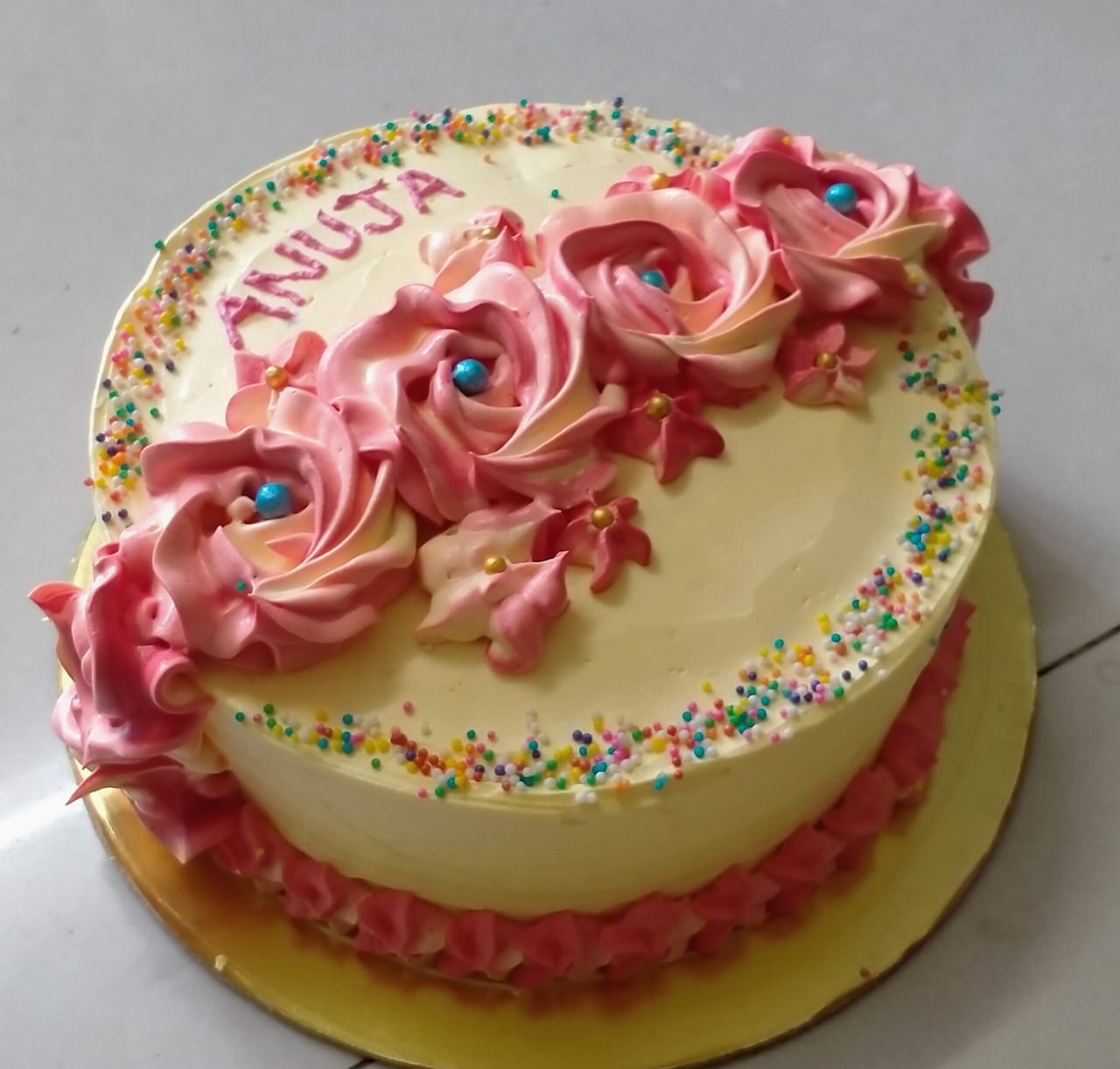 बिल्कुल नया Flavour नई केक Tutorial | Rose Falooda Flavour Cake Tutorial -  YouTube