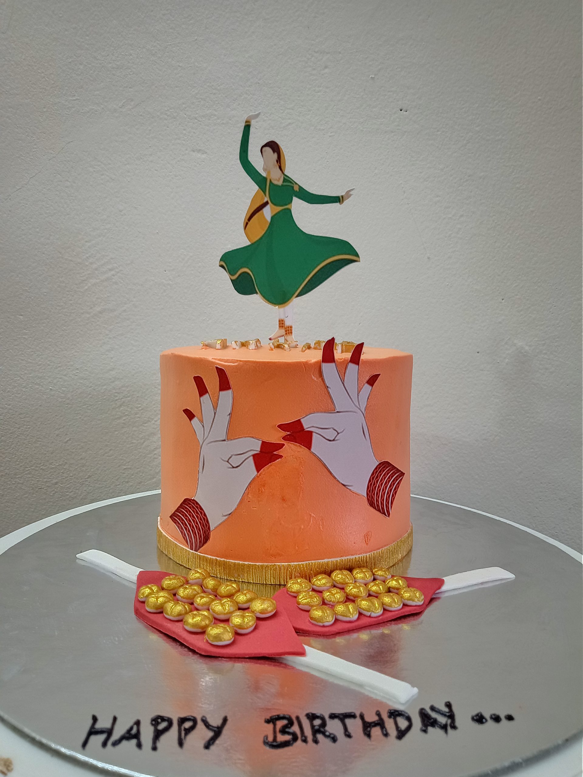 dance-theme-cake-in-pune-all-india-delivery-order-now